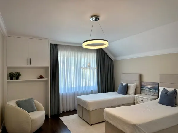 Casă 5 camere Salcea - poza 12