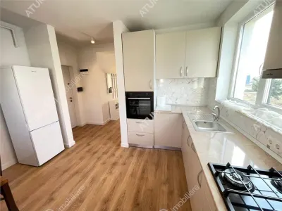 De vanzare garsoniera la etajul 1 cu balcon si loc de parcare in cartierul Da Vinci din zona de Vest Sibiu - foto 5