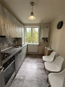 Apartament 3 camere semidecomandat, Podu Ros - Etaj 2 - foto 2