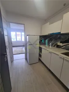 Garsoniera  renovata, mobilata si utilata intrare Racadau - foto 4