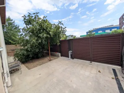Vanzare apartament in vila - Bucuresti