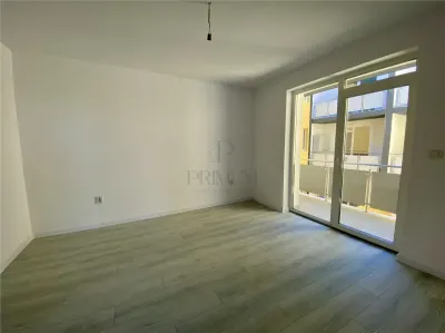 Giroc, apartament 3 camere, centrala proprie, etaj 1, parcare - foto 3
