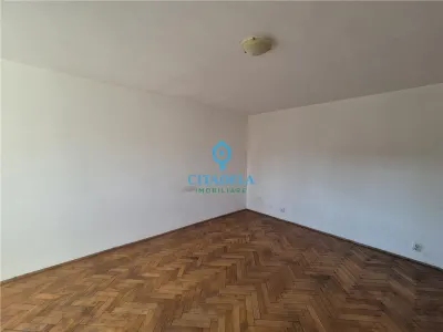 Apartament 2 camere, decomadat, 56 mp util etaj 1, 68000 euro - foto 4