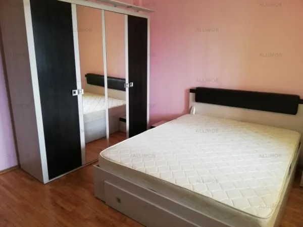 Apartament 3 camere Ploiești - poza 4