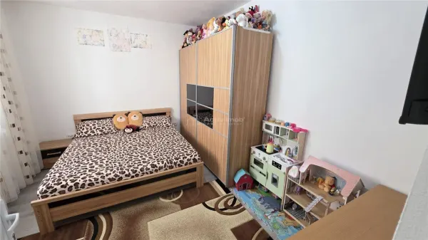 Apartament 4 camere Oravita - poza 3