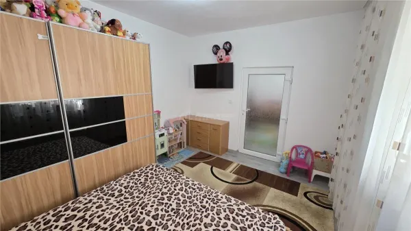 Apartament 4 camere Oravita - poza 4