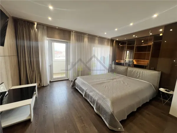 Apartament 4 camere Brașov - poza 4