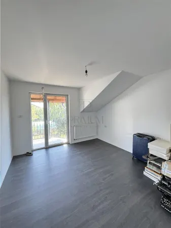 Casă 4 camere Dumbrăvița - poza 15