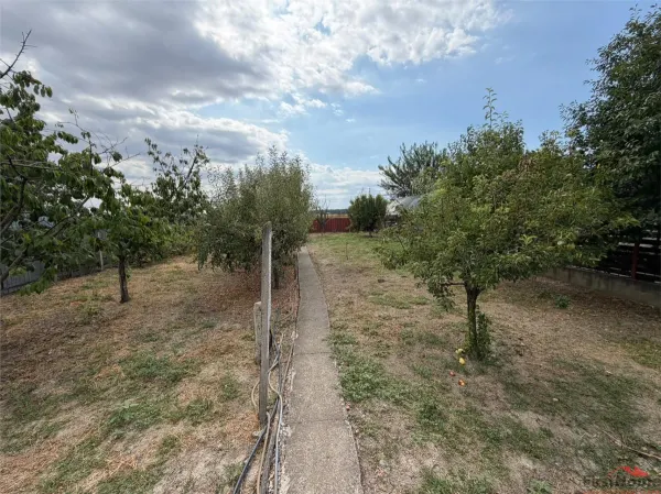 Casă 3 camere Golești - poza 17