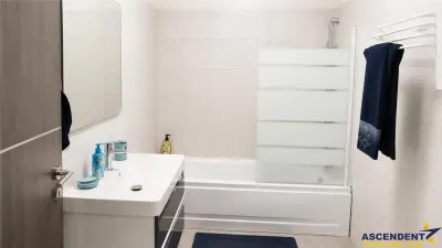 Resedinta moderna cu gradina proprie, 3 camere,  mobilata,   utilata, parcare privata, Tractorul, Brasov - foto 8