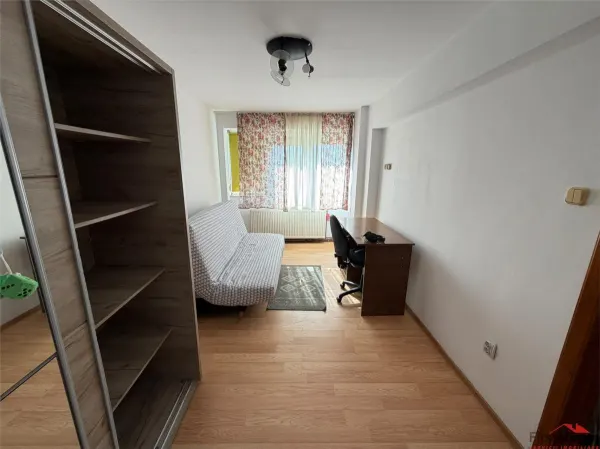 Apartament 3 camere Focșani - poza 12