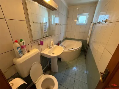 Apartament 3 camere, central, etaj 4 cu acoperis - foto 15