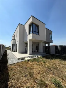 MOSNITA - DUPLEX DESPARTIT PRIN CT - FINISAJE PREMIUM - Mosnita Noua