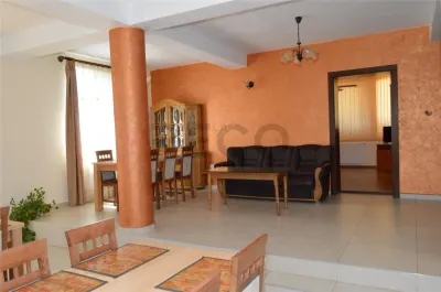 RECO Casa / Pensiune de inchiriat in Sanmartin – 8 camere - foto 7