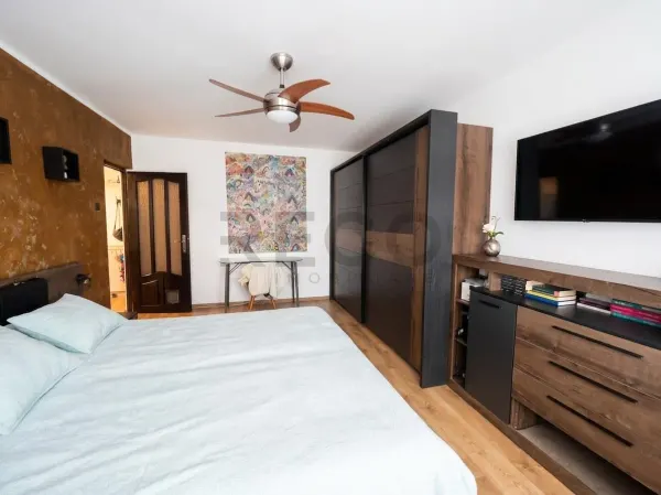 Apartament 3 camere Oradea - poza 3
