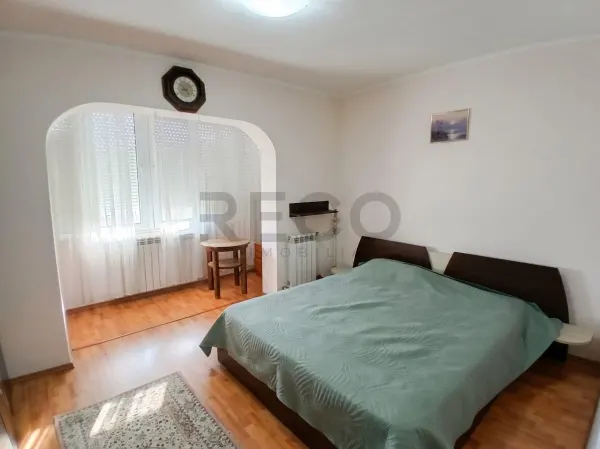Apartament 3 camere Oradea - poza 1