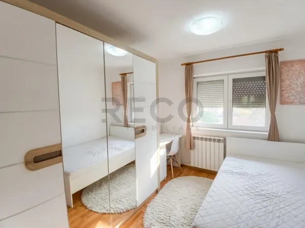 Apartament 3 camere Oradea - poza 11