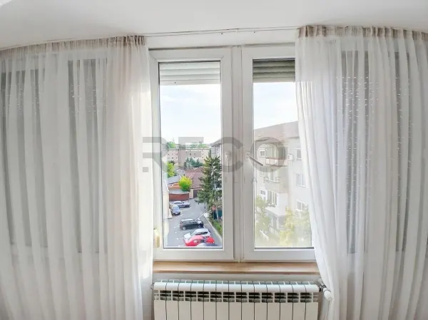Apartament 3 camere Oradea - poza 16