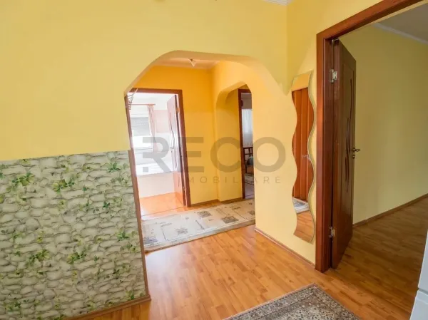 Apartament 3 camere Oradea - poza 9