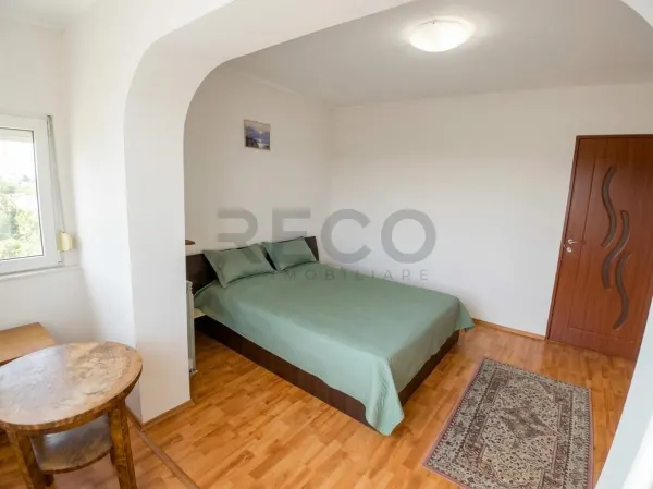 Apartament 3 camere Oradea - poza 2