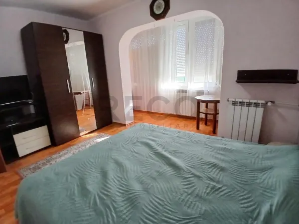 Apartament 3 camere Oradea - poza 3
