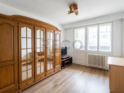 RECO Apartament cu 3 camere decomandat etaj 2 bloc cu lift zona cicero - foto 11
