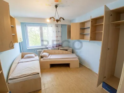 RECO Apartament cu 3 camere decomandat etaj 2 bloc cu lift zona cicero - foto 10