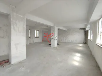 Inchirere spatiu birou, ultracentral, bloc total renovat. - foto 3