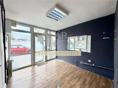Inchiriere spatiu comercial 17 mp ultracentral Hale Ploiesti - foto 2
