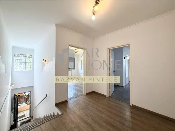 Apartament 4 camere Ploiești - poza 13