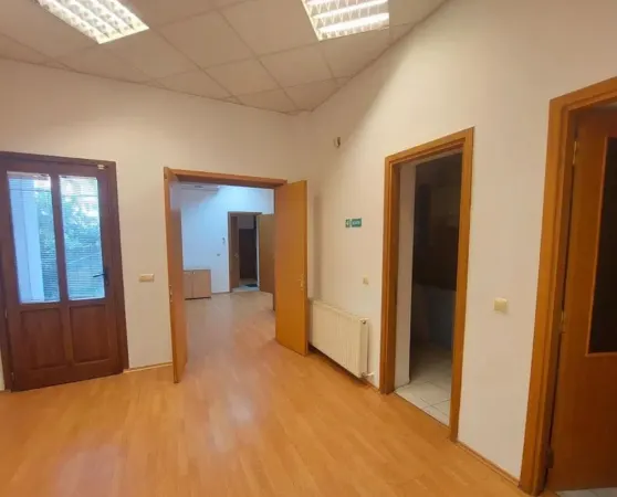 Casă 16 camere București - poza 9
