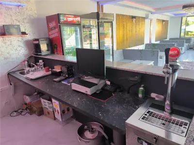 AFACERE LA CHEIE – CAFENEA & BAR + SPALATORIE AUTO SELF-SERVICE,CLEJANI - foto 19