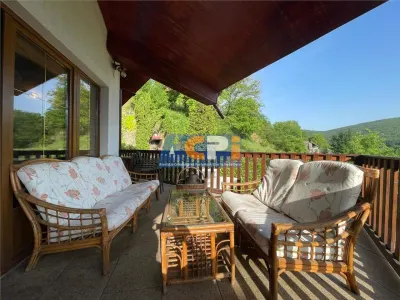 310 mp-Vila, P+M si P+1E, Valea Budului, Bacau - foto 18