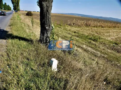 Teren iesire din Nicolae Balcescu, la 200ml de E85 Bacau - foto 12