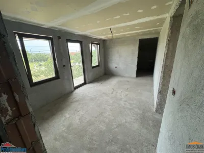 Casa noua cu 6 camere in SAGU la principala - foto 18