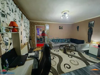 Casa de 102 mp cu gradina - ultracentral  in Arad - foto 2
