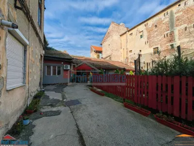 Casa de 102 mp cu gradina - ultracentral  in Arad - foto 19