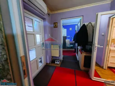 Casa de 102 mp cu gradina - ultracentral  in Arad - foto 7