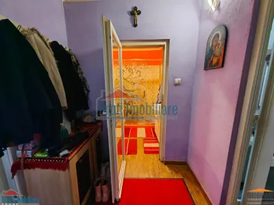 Casa de 102 mp cu gradina - ultracentral  in Arad - foto 8