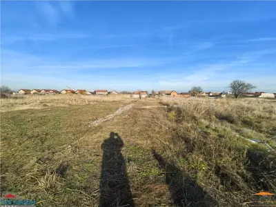 Teren 400 mp in Confectii cu 2 fronturi stradale - foto 5