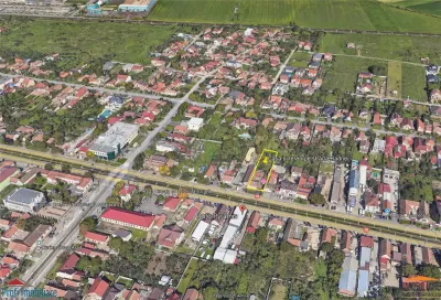 Casa pentru spatiu comercial pe calea Radnei - strada principala - foto 25