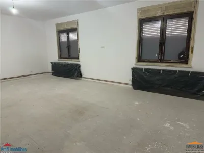 Vand apartament 3 camere la casa 126 mp, centru - foto 5