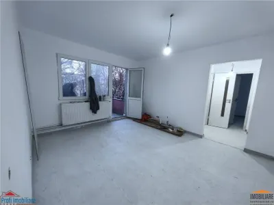 Apartament cu 2 camere renovat  zona Tipografilor - foto 3