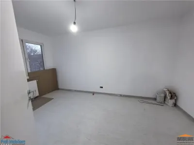 Apartament cu 2 camere renovat  zona Tipografilor - foto 5