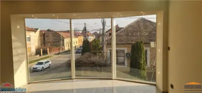 Casa noua, moderna, exceptionala D+P+E in zona Balcescu - foto 14
