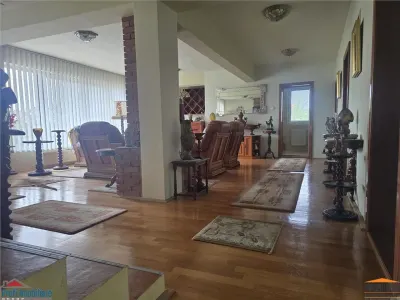 Vila premium in Timisoara • 440 mp utili • teren 1.150 mp. - foto 52