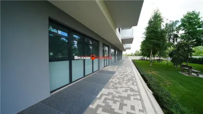 Spatiu comercial | Complex rezidential nou | Nufarul | 15 parcari incluse - foto 3