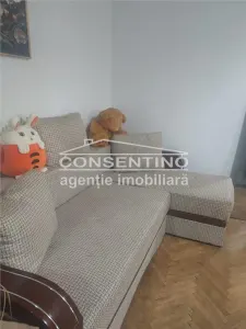 Se vinde apartament cu 3 camere  , etaj 2, Micro V - Buzau