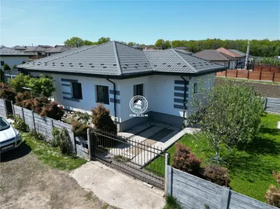 Casa P+Pod , 4 camere , 479 mp teren - Breazu  , Iasi - Iasi