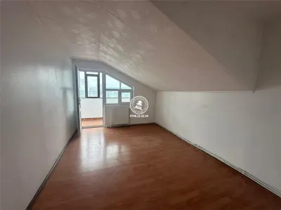 Apartament cu 5 camere de vanzare - Gara - foto 3